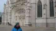 devant la cathédrale de Bourg en Bresse 